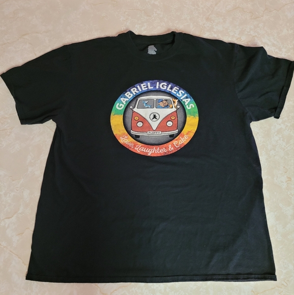 Fluffy Tour T-shirt - Picture 2 of 3